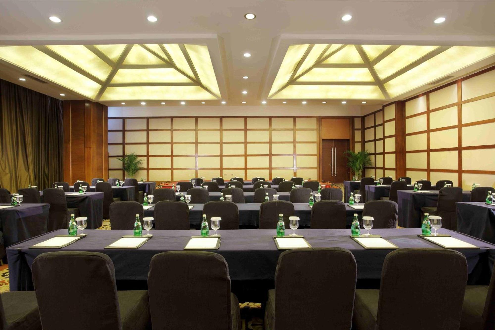 Holiday Inn Chengdu Century City-Westtower Dış mekan fotoğraf